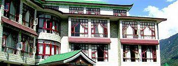 Chandermukhi Hotel Manāli Zewnętrze zdjęcie